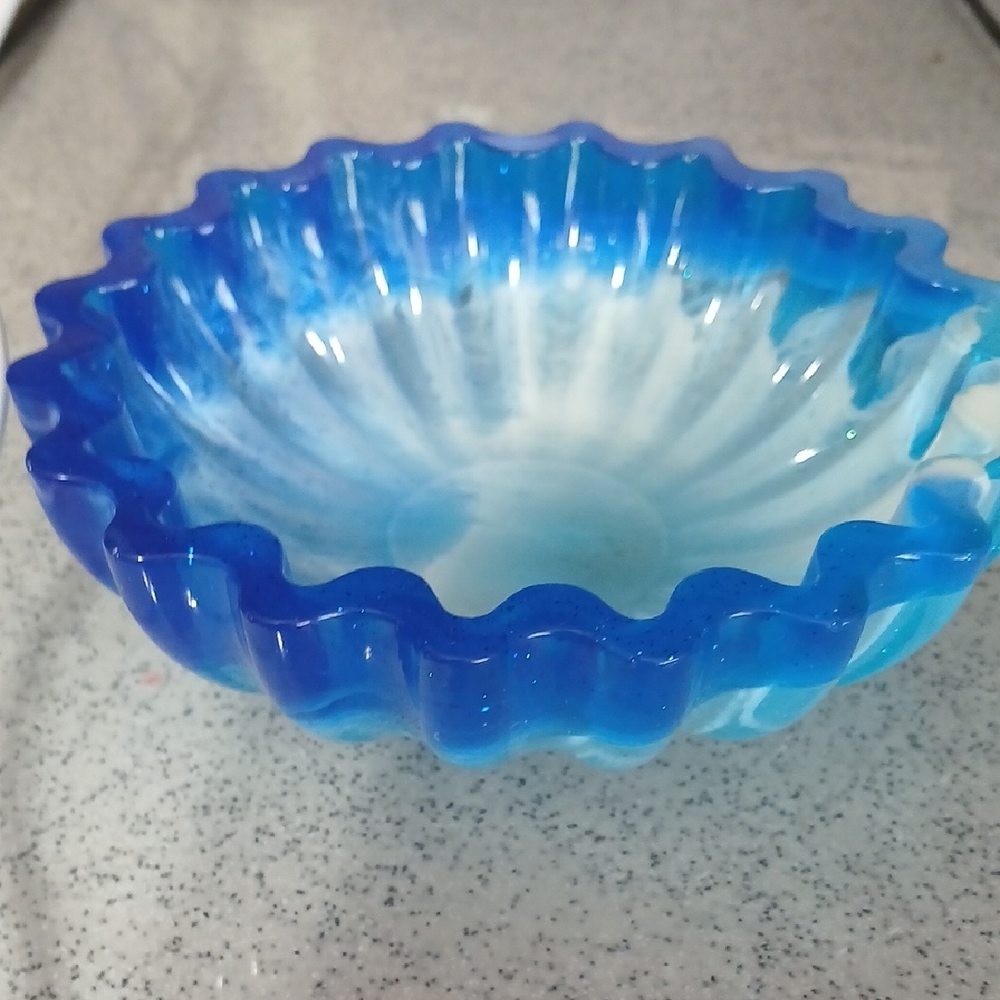 Hand Crafted Blue and White Decorative Bowl